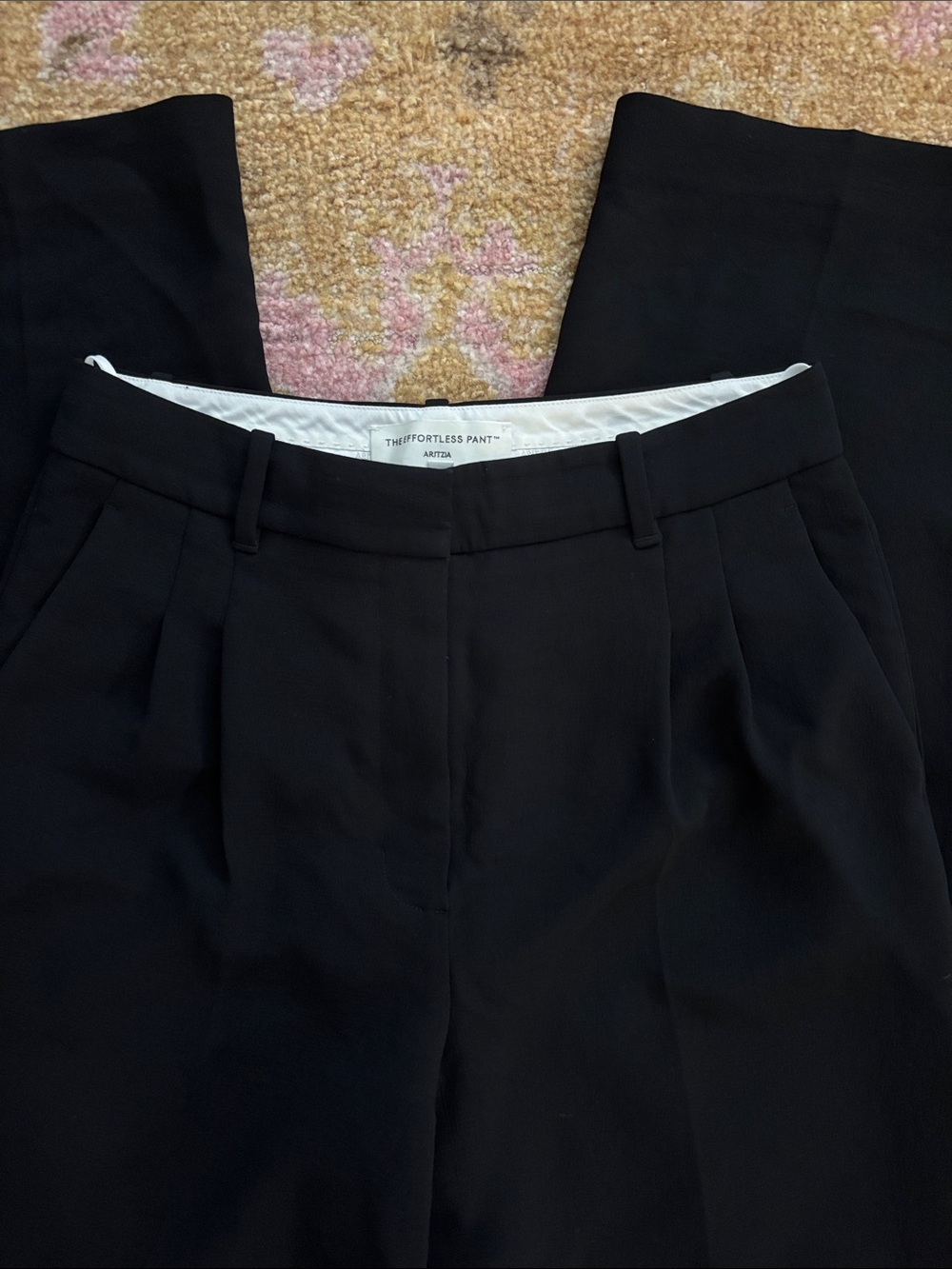 Aritzia effortless pant